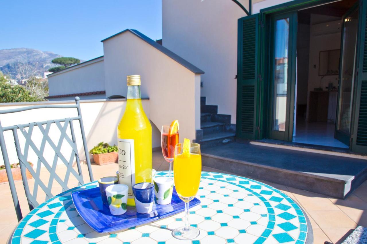 Bed and Breakfast Domus Liberty Sant'Agnello Zewnętrze zdjęcie